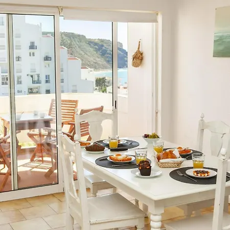 Apartamento B68 - Vista Mar Luz
