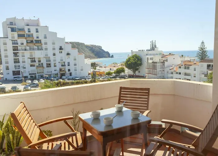 B68 - Vista Mar Apartment