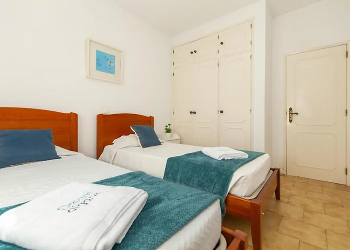B68 - Vista Mar Apartment